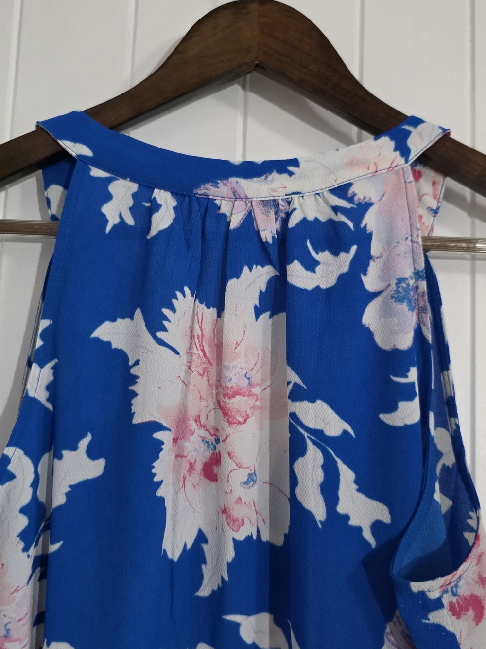 Rose + Olive Medium Blue Pink Floral Sleeveless Tassel Tie Blouse Boho Top - Picture 11 of 11
